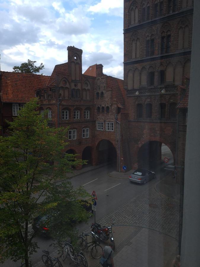 Altstadthotel Zum Goldenen Anker Lubeck Exterior photo